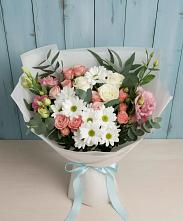 Букет цветов из:  Розы, Лизиантусы и Хризантемы в Никитовке