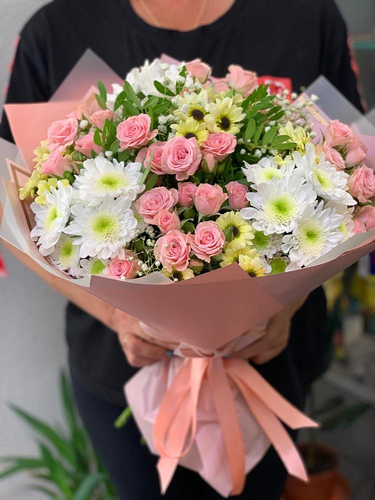 Букет цветов из: Розы и Хризантемы в Никитовке