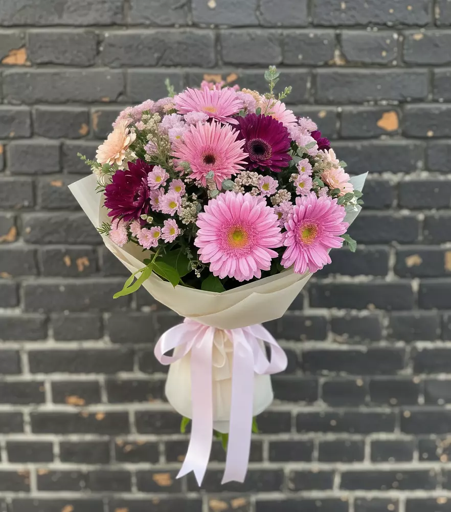 Букет цветов из: Герберы и Хризантемы в Никитовке