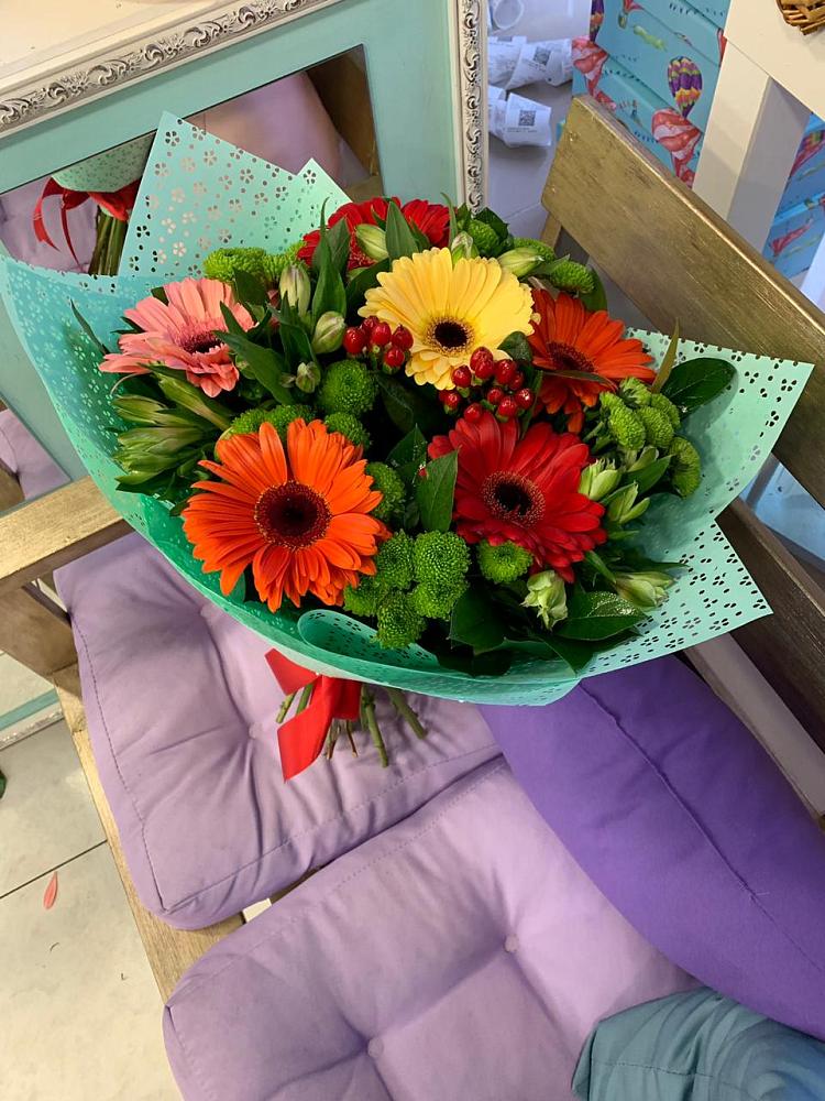 Букет цветов из: Герберы, Хризантемы и Альстромерии в Никитовке