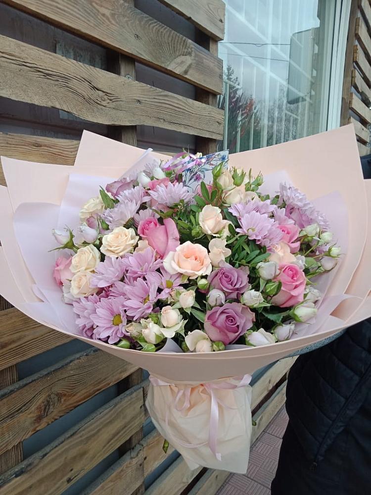 Букет цветов из: Розы и Хризантемы в Никитовке