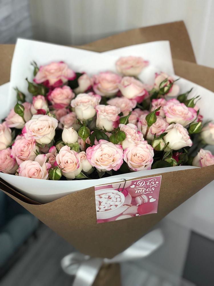 Букет цветов из: Розы в Никитовке