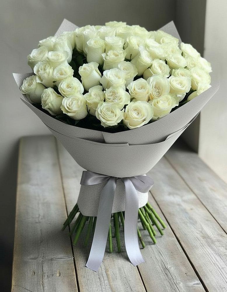 Букет 35 Белых роз в Никитовке
