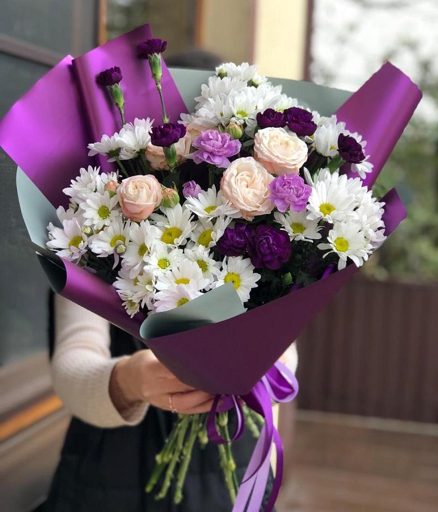 Букет цветов из: Хризантемы, Гвоздики и Розы в Никитовке