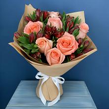 Букет цветов из:  Розы и Альстромерии в Никитовке