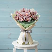 Букет цветов из:  Орхидеи и Розы #REPLACE_PRED# Никитовке