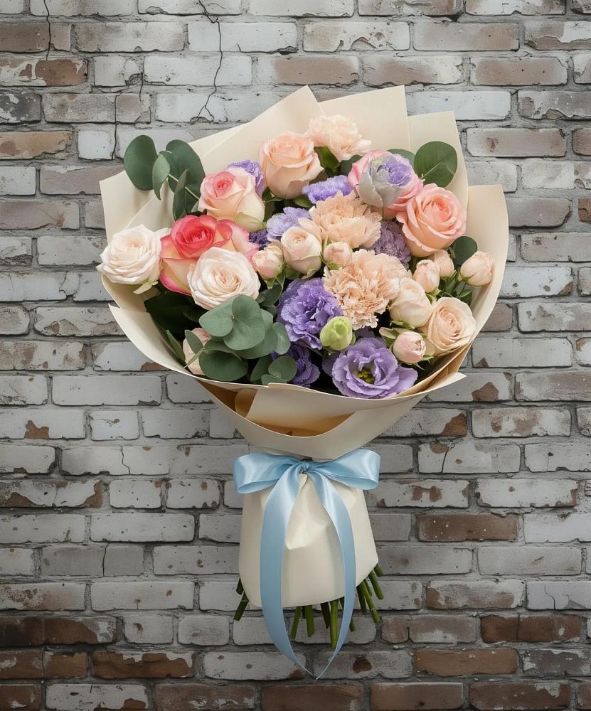 Букет цветов из: Розы, Лизиантусы и Гвоздики в Никитовке