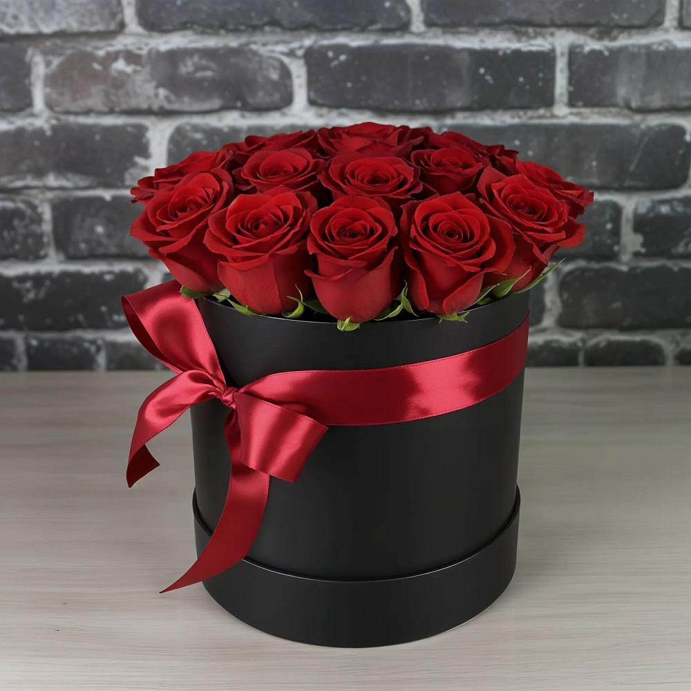 Цветочная композиция из Розы в шляпной коробке в Никитовке