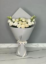 Букет цветов из:  Розы и Лизиантусы в Никитовке